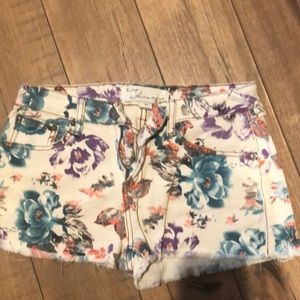 Jean shorts floral